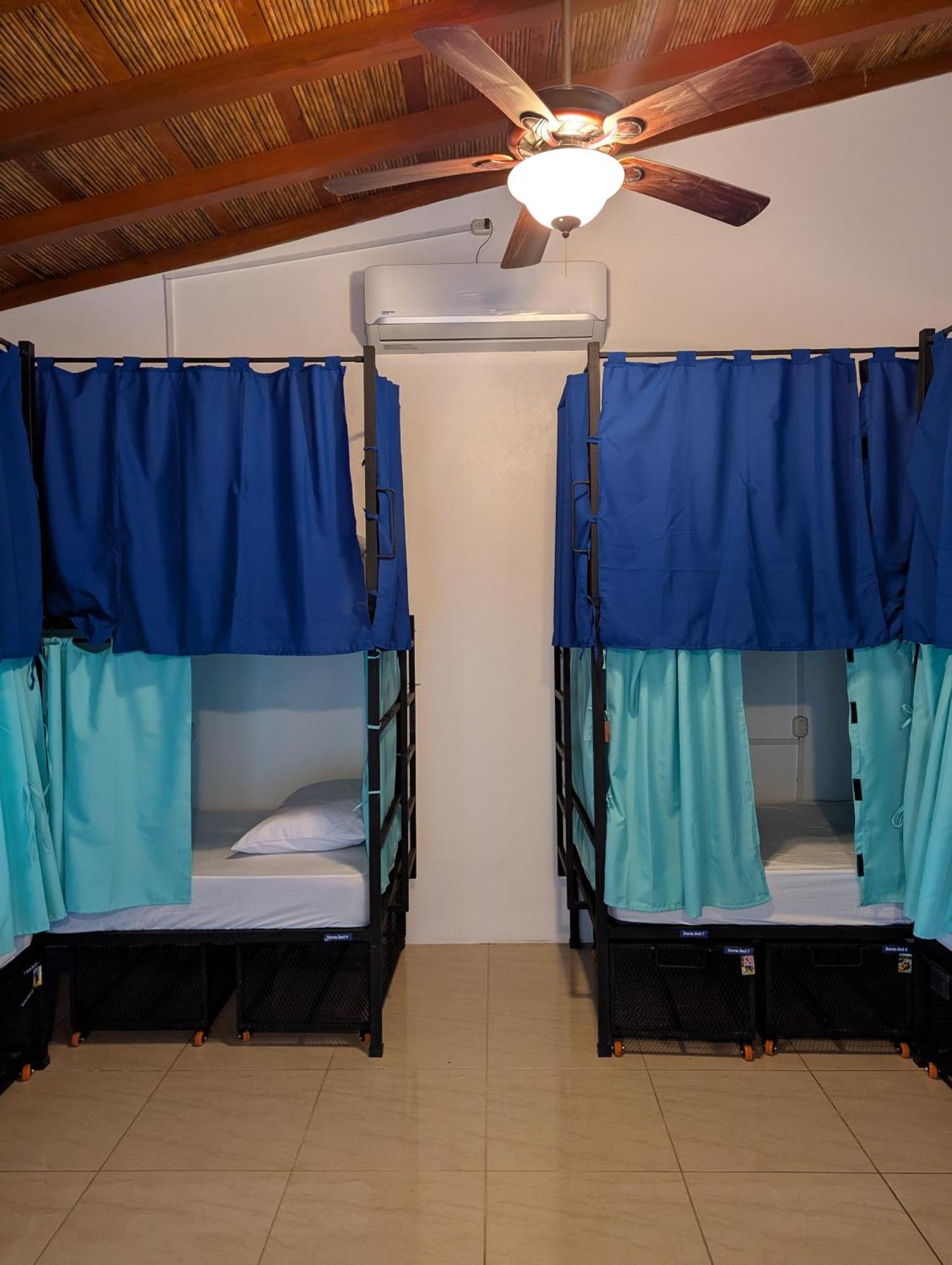 Hostal Azul Granada Exteriör bild