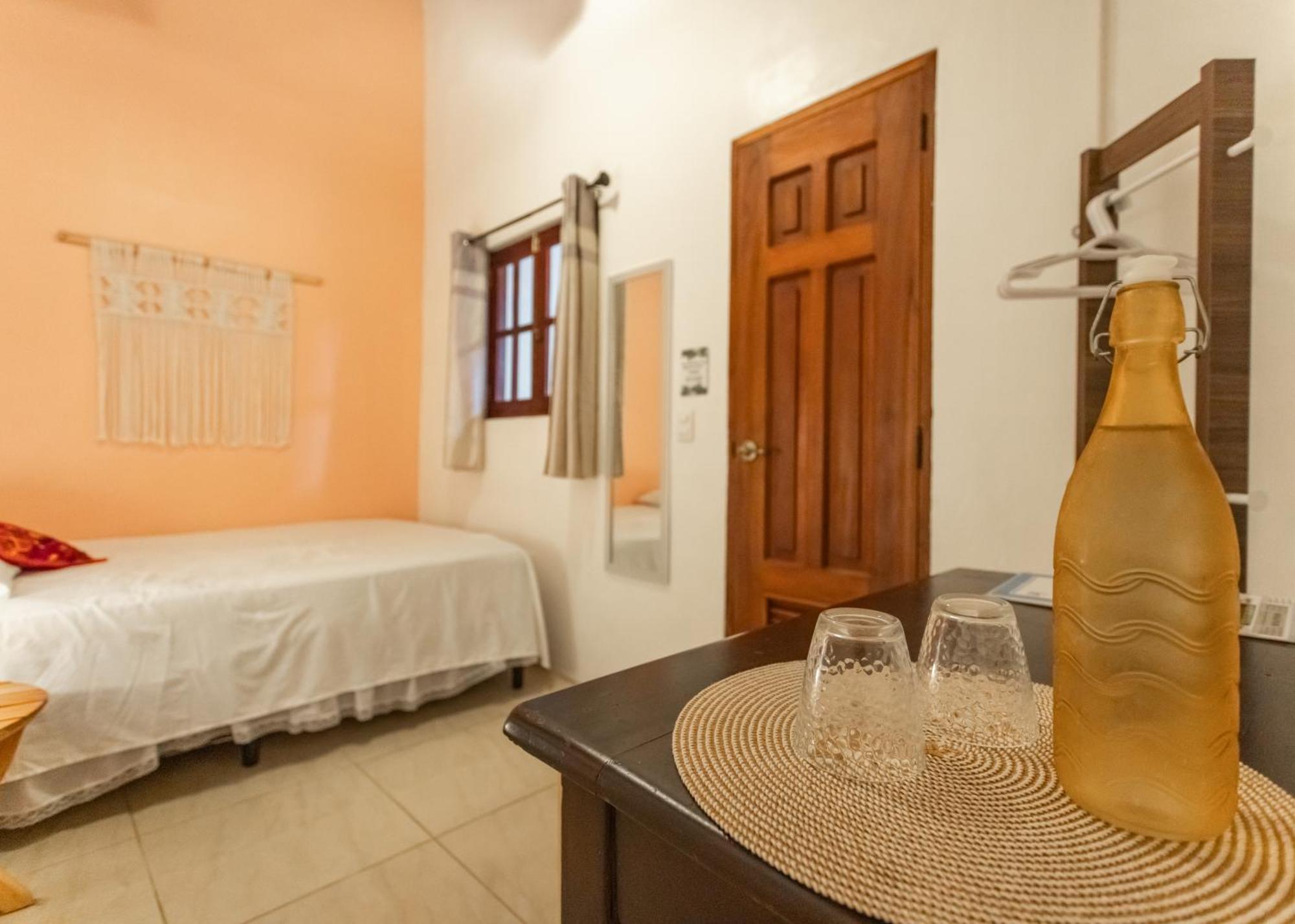 Hostal Azul Granada Exteriör bild